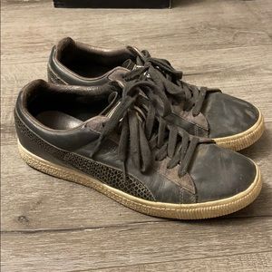 Puma Clyde x Undefeated Snakeskin navy 9.5